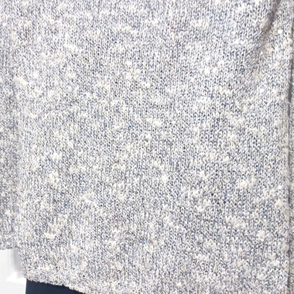 Maurices sweater - Picture 9 of 12